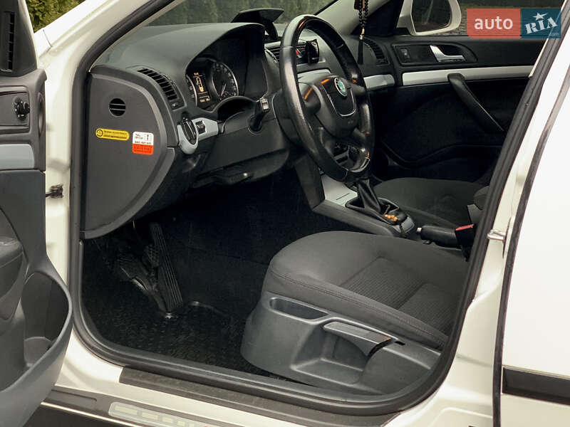 Универсал Skoda Octavia 2010 в Мукачево фото 41 Универсал Skoda Octavia 2010 в Мукачево