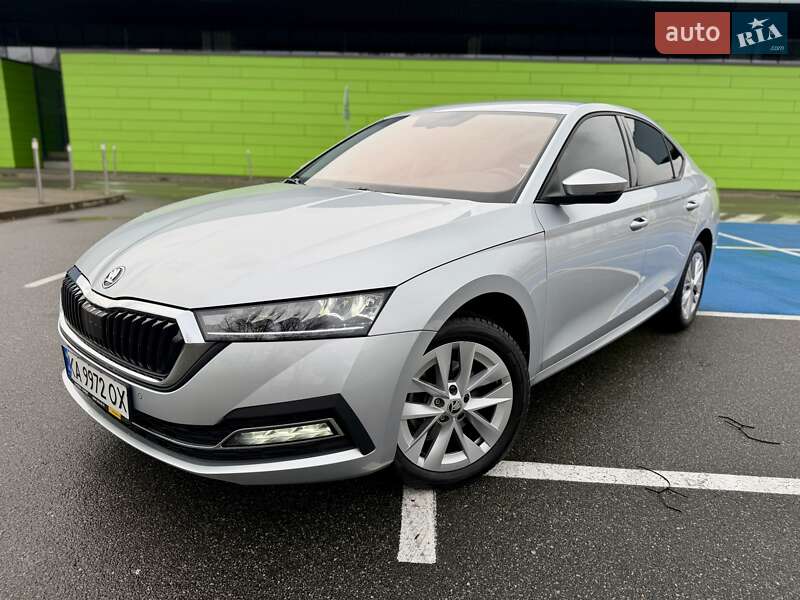 Лифтбек Skoda Octavia 2022 в Киеве