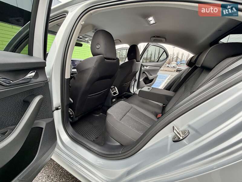 Лифтбек Skoda Octavia 2022 в Киеве