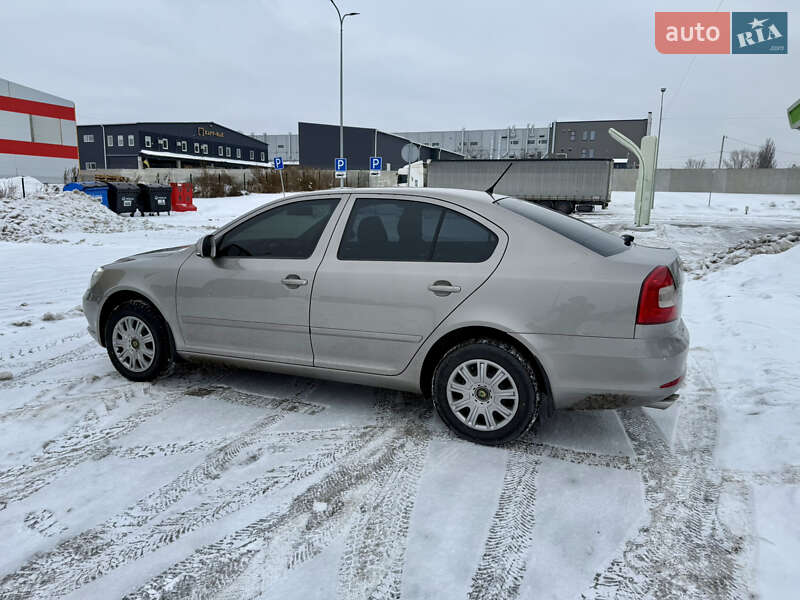 Лифтбек Skoda Octavia 2012 в Киеве