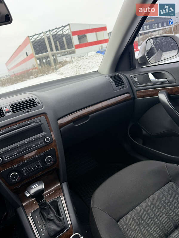 Лифтбек Skoda Octavia 2012 в Киеве