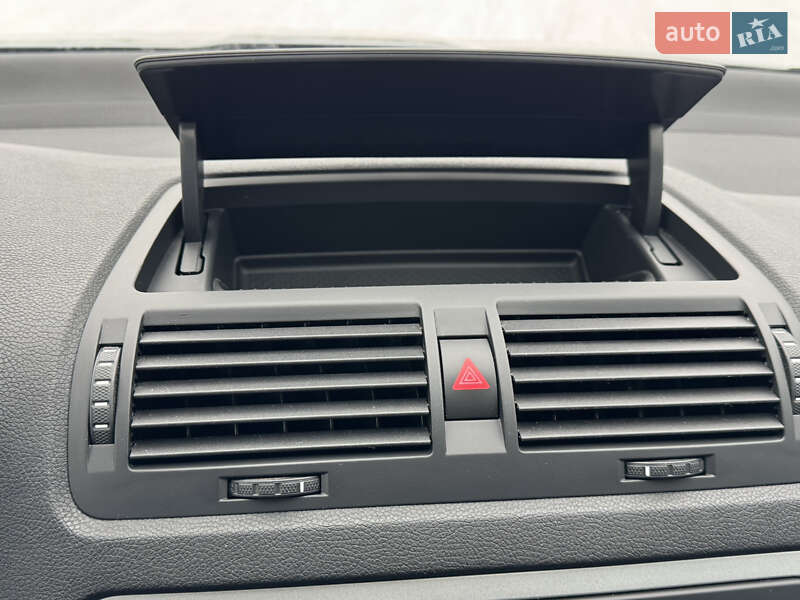 Универсал Skoda Octavia 2012 в Полтаве