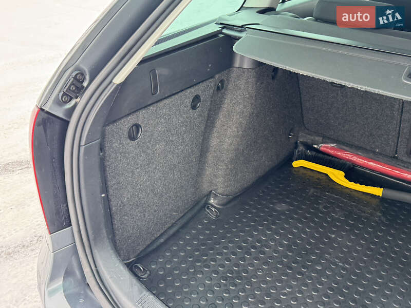 Универсал Skoda Octavia 2012 в Полтаве