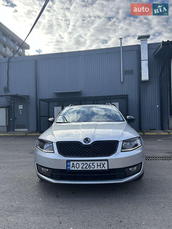 Универсал Skoda Octavia 2014 в Ужгороде
