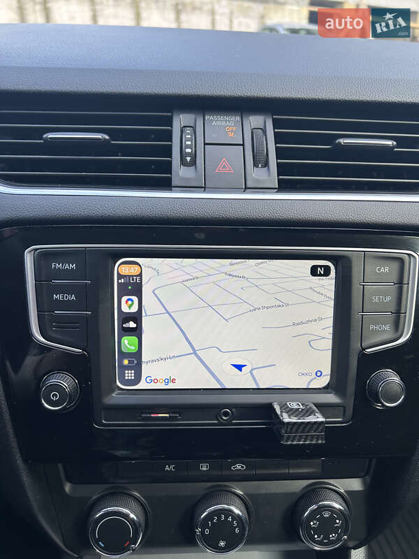 Универсал Skoda Octavia 2014 в Ужгороде