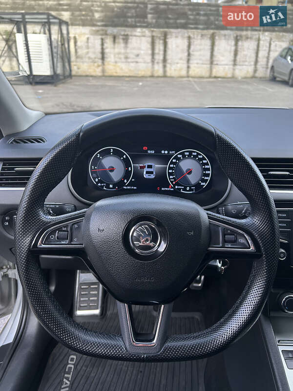 Универсал Skoda Octavia 2014 в Ужгороде