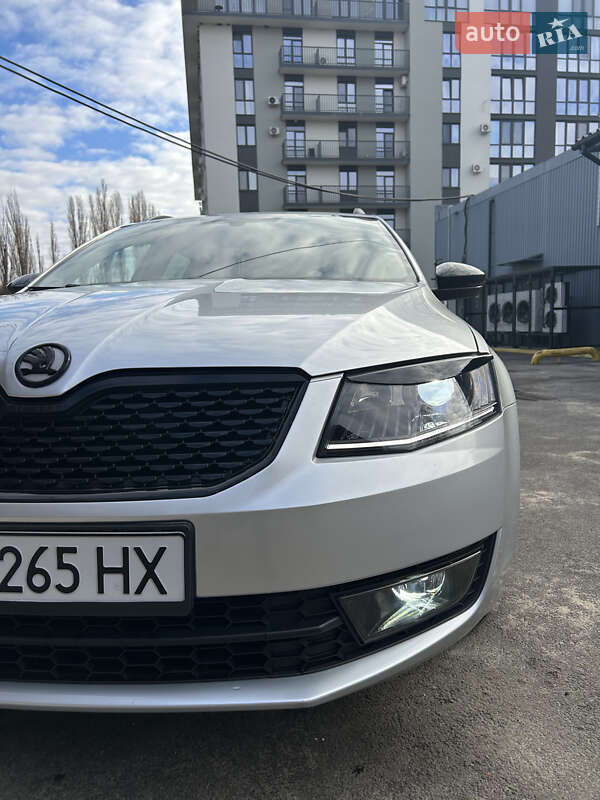 Универсал Skoda Octavia 2014 в Ужгороде
