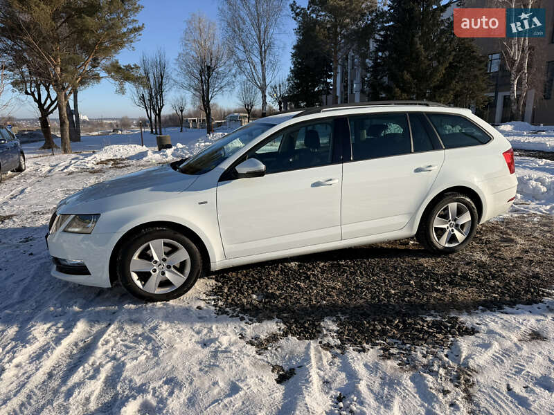 Универсал Skoda Octavia 2017 в Луцке