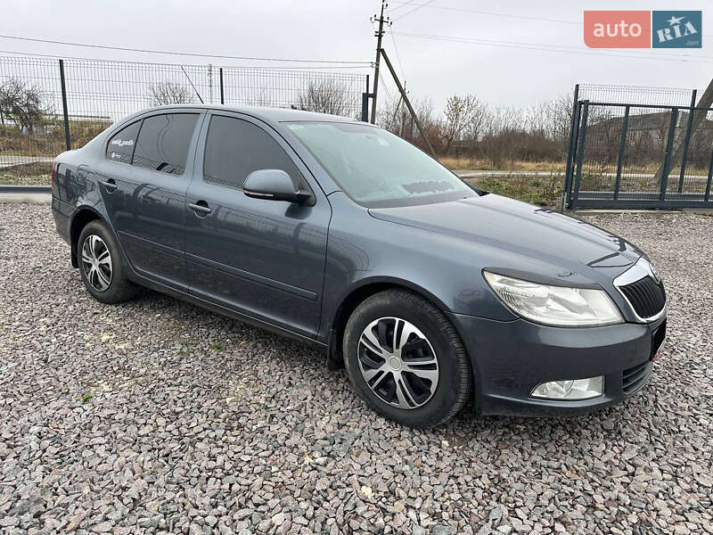 Ліфтбек Skoda Octavia 2009 в Радехові