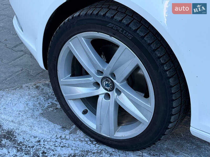 Универсал Skoda Octavia 2012 в Ровно фото 5 Универсал Skoda Octavia 2012 в Ровно