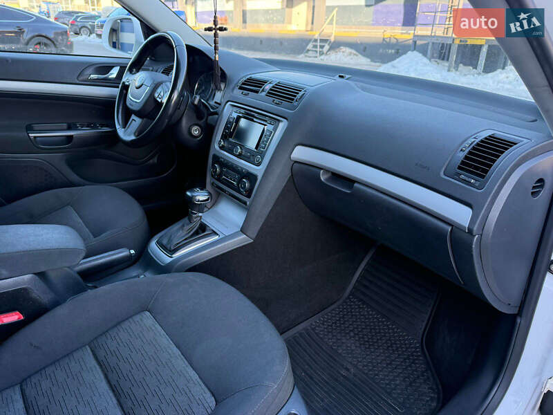 Универсал Skoda Octavia 2012 в Ровно фото 30 Универсал Skoda Octavia 2012 в Ровно