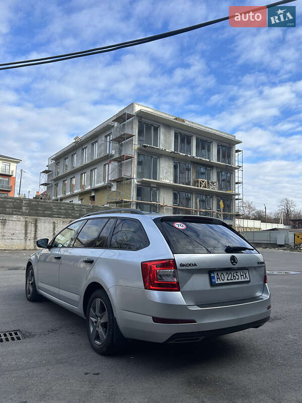Универсал Skoda Octavia 2014 в Ужгороде