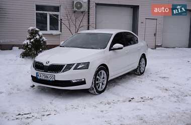 Лифтбек Skoda Octavia 2019 в Киеве