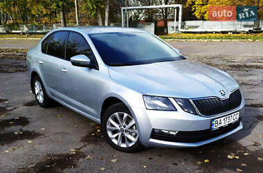 Ліфтбек Skoda Octavia 2019 в Олександрії