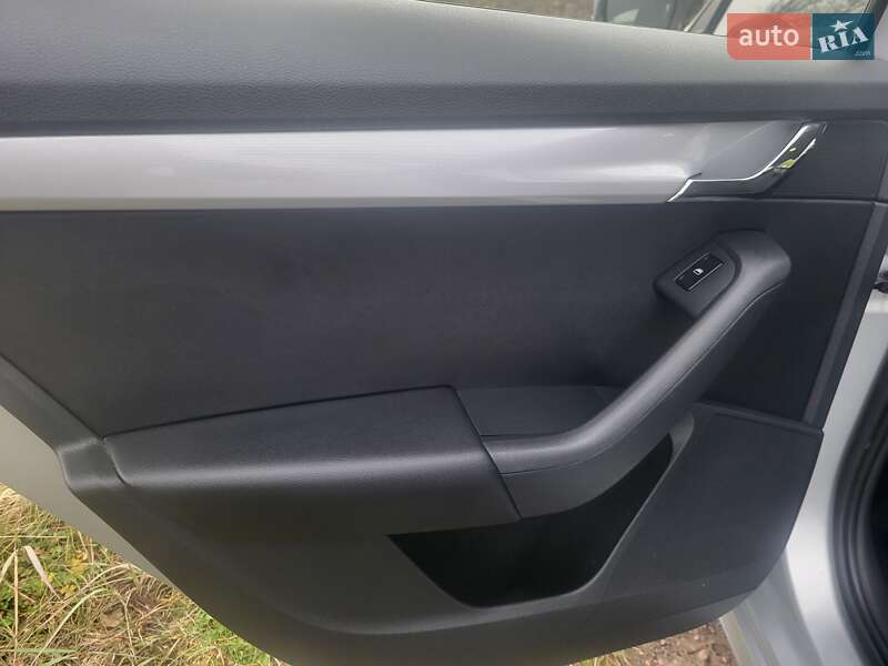 Лифтбек Skoda Octavia 2013 в Ямполе