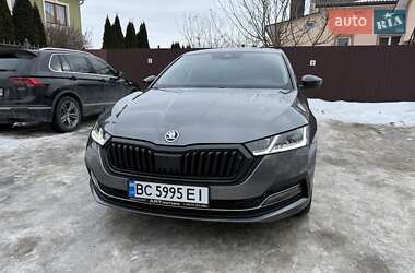 Лифтбек Skoda Octavia 2023 в Золочеве
