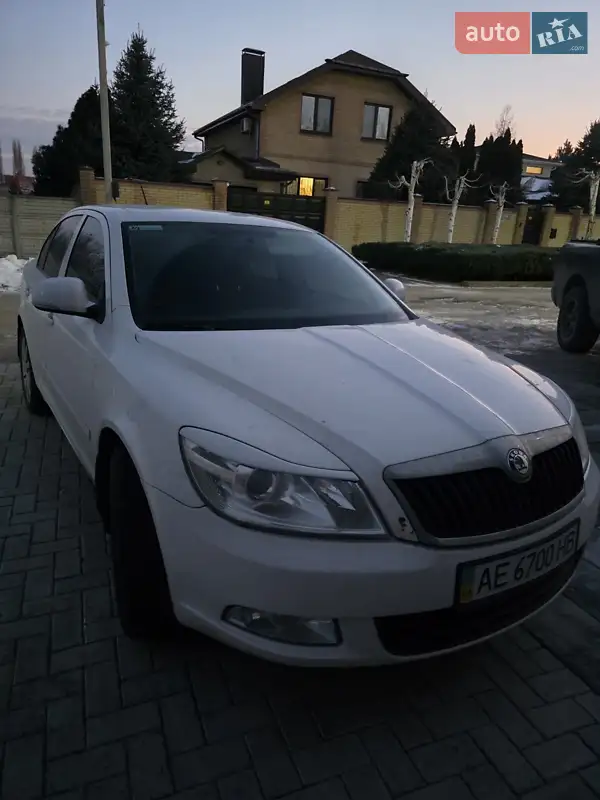 Skoda Octavia 2012 VIN Y6UBK41ZXDB151932 фото оголошення 10 з 45