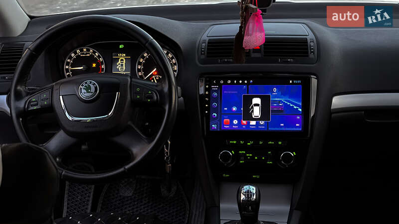 Лифтбек Skoda Octavia 2010 в Залещиках