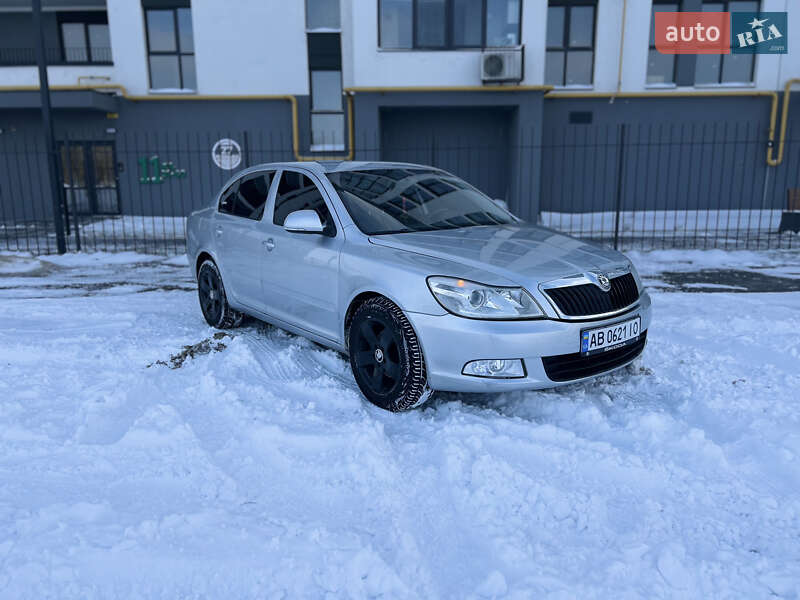 Лифтбек Skoda Octavia 2011 в Черкассах