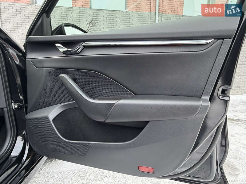 Универсал Skoda Octavia 2020 в Ровно