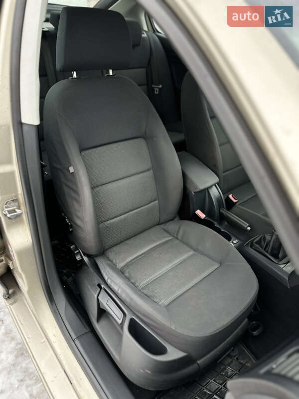 Лифтбек Skoda Octavia 2005 в Чернигове