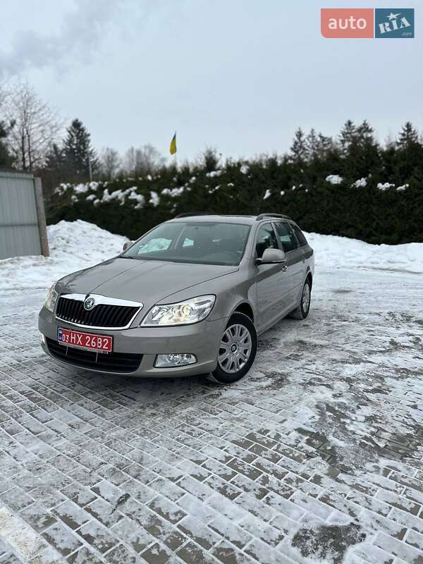 Универсал Skoda Octavia 2011 в Луцке