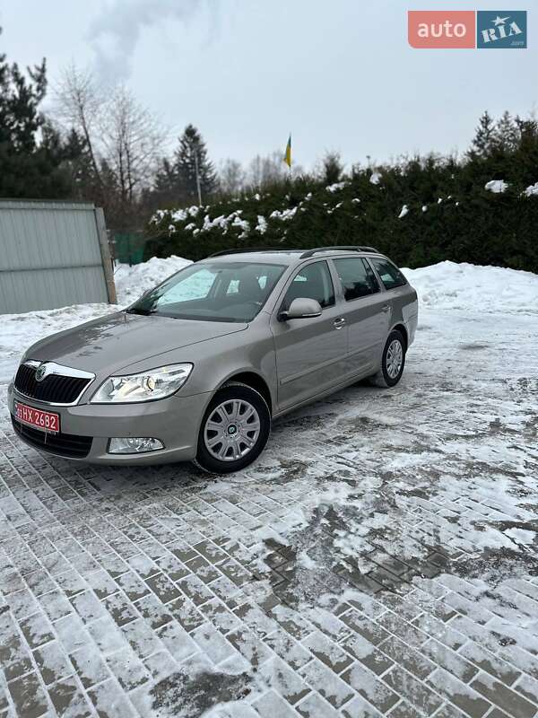 Универсал Skoda Octavia 2011 в Луцке
