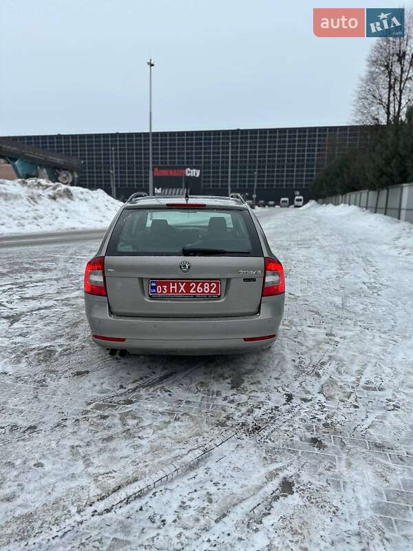 Универсал Skoda Octavia 2011 в Луцке