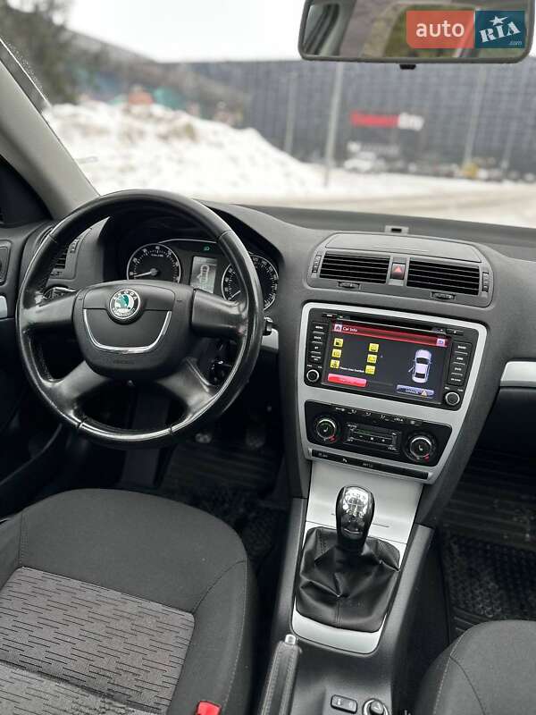 Универсал Skoda Octavia 2011 в Луцке