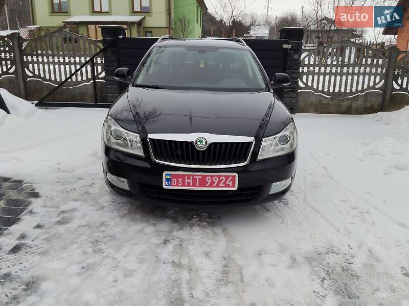 Универсал Skoda Octavia 2012 в Ровно