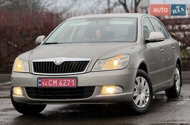 Ліфтбек Skoda Octavia 2010 в Хусті