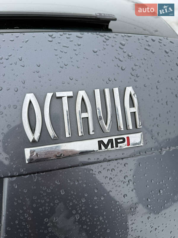 Универсал Skoda Octavia 2006 в Нововолынске