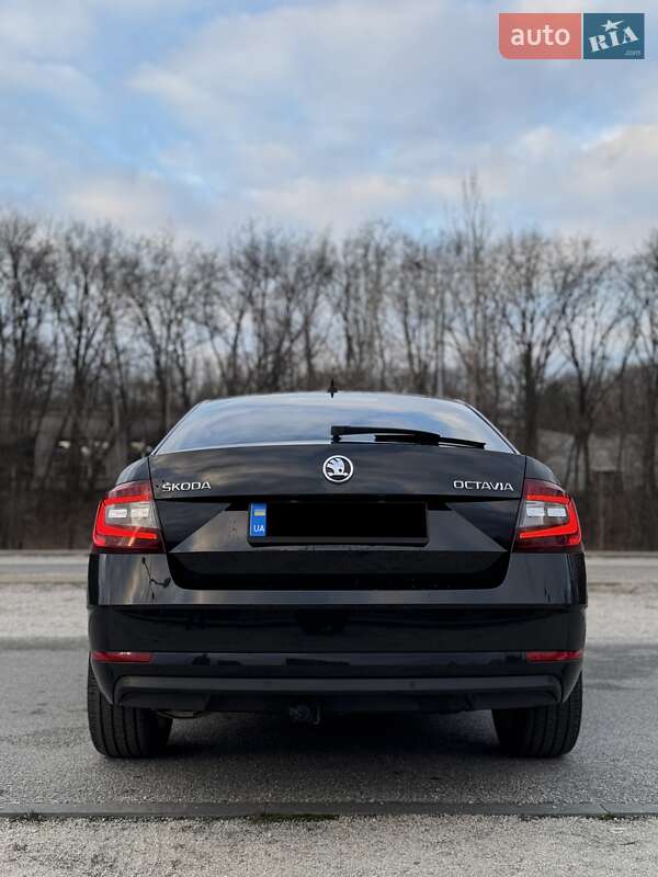 Лифтбек Skoda Octavia 2018 в Запорожье