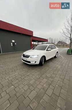 Лифтбек Skoda Octavia 2016 в Виноградове