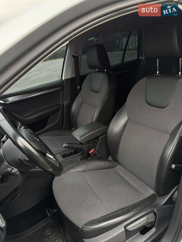 Универсал Skoda Octavia 2018 в Ужгороде фото 15 Универсал Skoda Octavia 2018 в Ужгороде