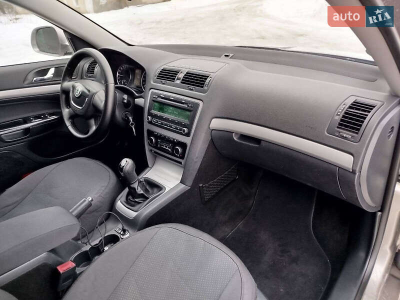 Лифтбек Skoda Octavia 2009 в Стрые фото 17 Лифтбек Skoda Octavia 2009 в Стрые