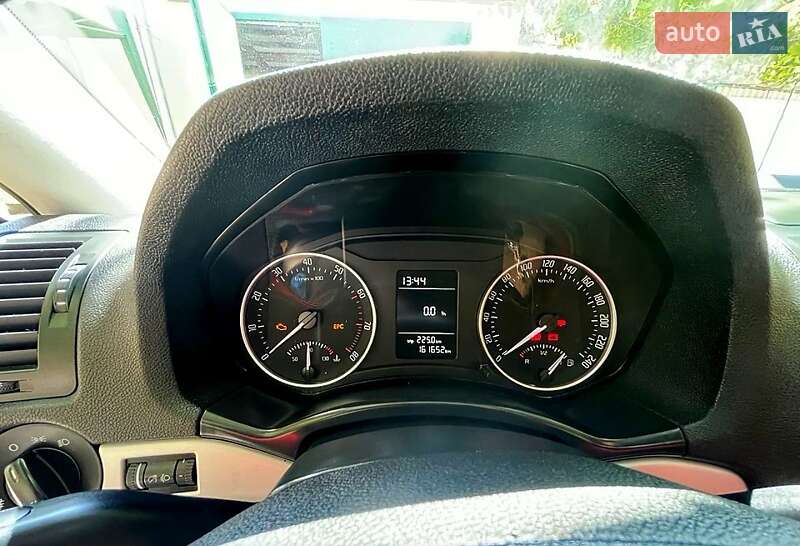 Универсал Skoda Octavia 2009 в Южноукраинске