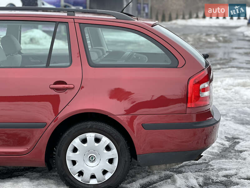 Универсал Skoda Octavia 2006 в Самборе