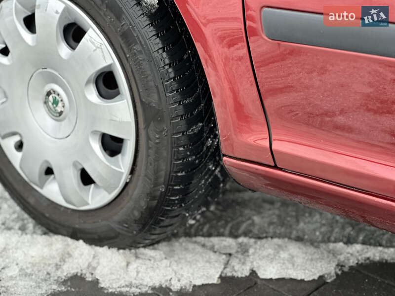 Универсал Skoda Octavia 2006 в Самборе