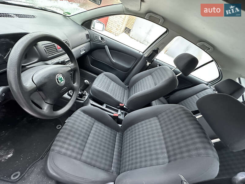 Лифтбек Skoda Octavia 2006 в Киеве