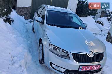 Універсал Skoda Octavia 2016 в Нововолинську