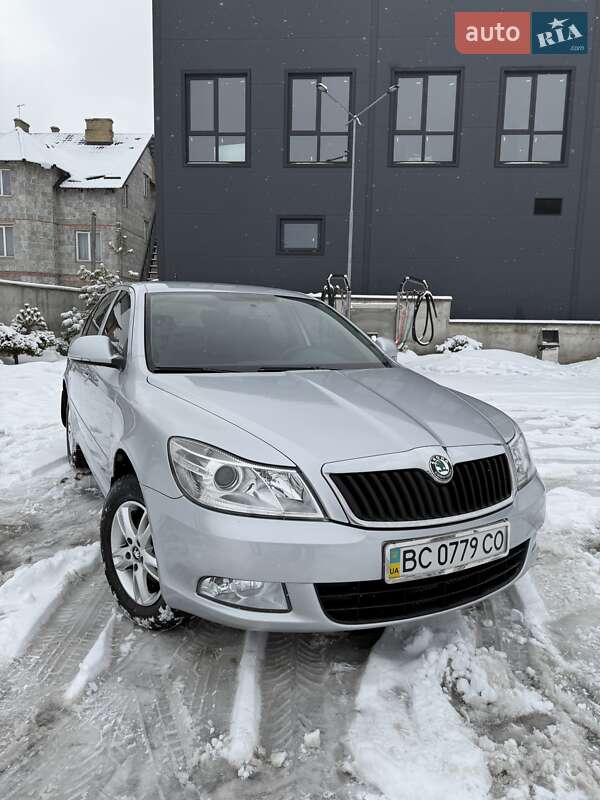 Skoda Octavia 2011 Skoda Octavia 2011