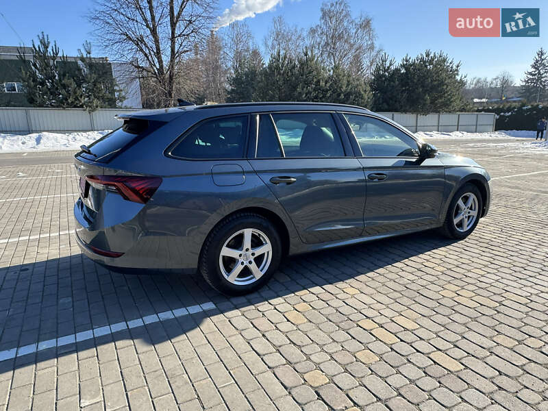 Универсал Skoda Octavia 2021 в Луцке