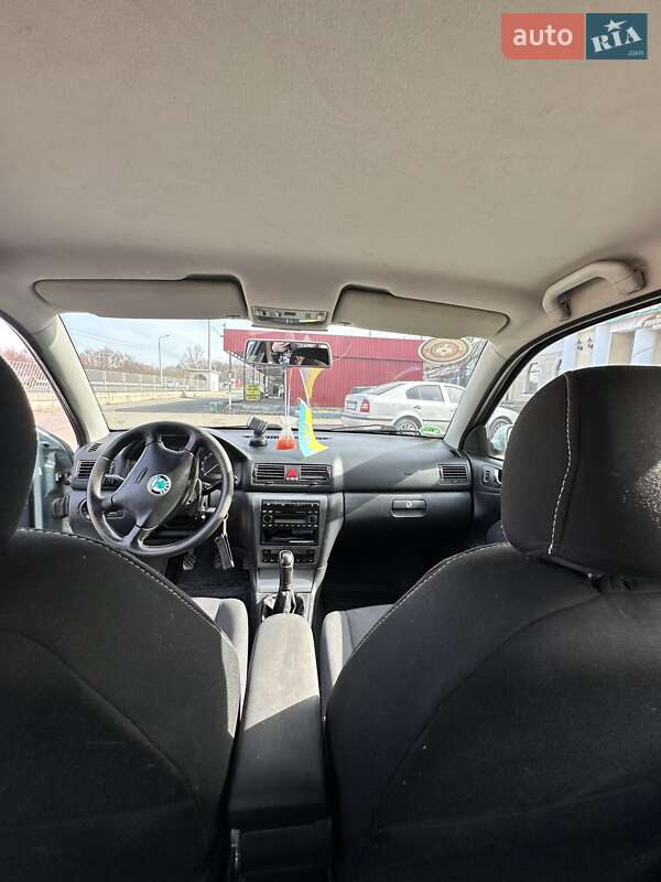 Лифтбек Skoda Octavia 2009 в Полтаве