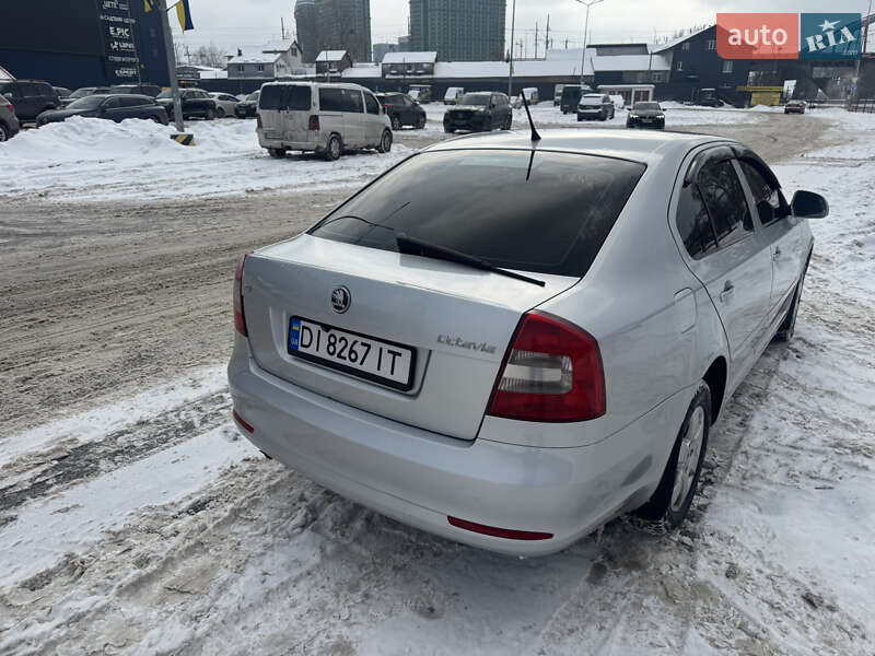 Лифтбек Skoda Octavia 2011 в Киеве