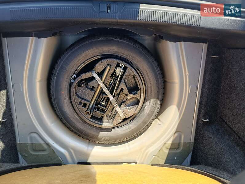 Универсал Skoda Octavia 2006 в Виннице