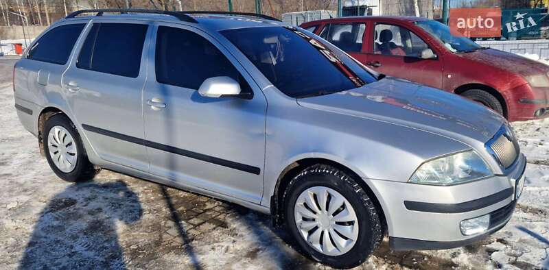 Универсал Skoda Octavia 2006 в Софиевской Борщаговке