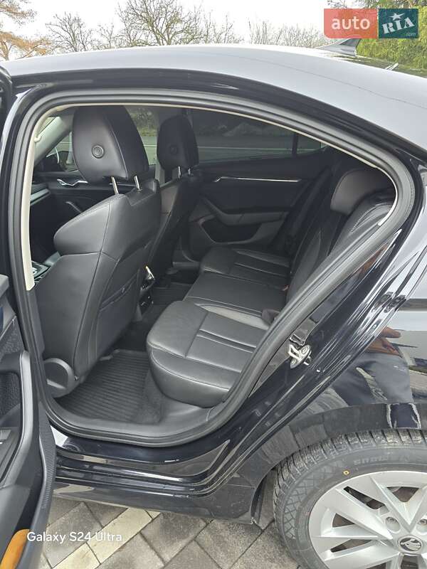 Лифтбек Skoda Octavia 2020 в Ужгороде