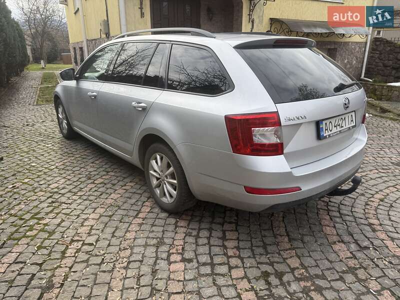 Універсал Skoda Octavia 2016 в Хусті