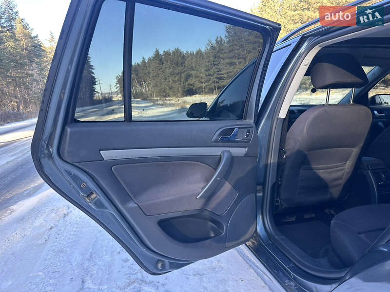 Универсал Skoda Octavia 2005 в Богодухове